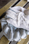 GRAY-NICOLLS LEGEND GOLD WICKET KEEPING GLOVES